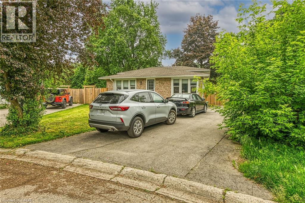 407 Castlegrove Place, London, Ontario  N6G 1L1 - Photo 6 - 40812897