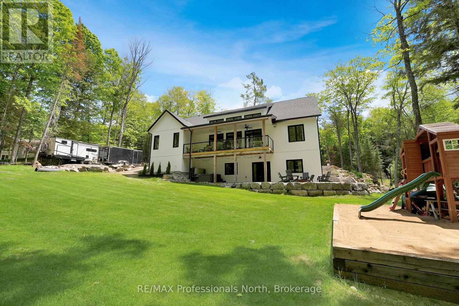 195 Lakeview Street, Dysart Et Al, Ontario  K0M 1S0 - Photo 48 - X12904196
