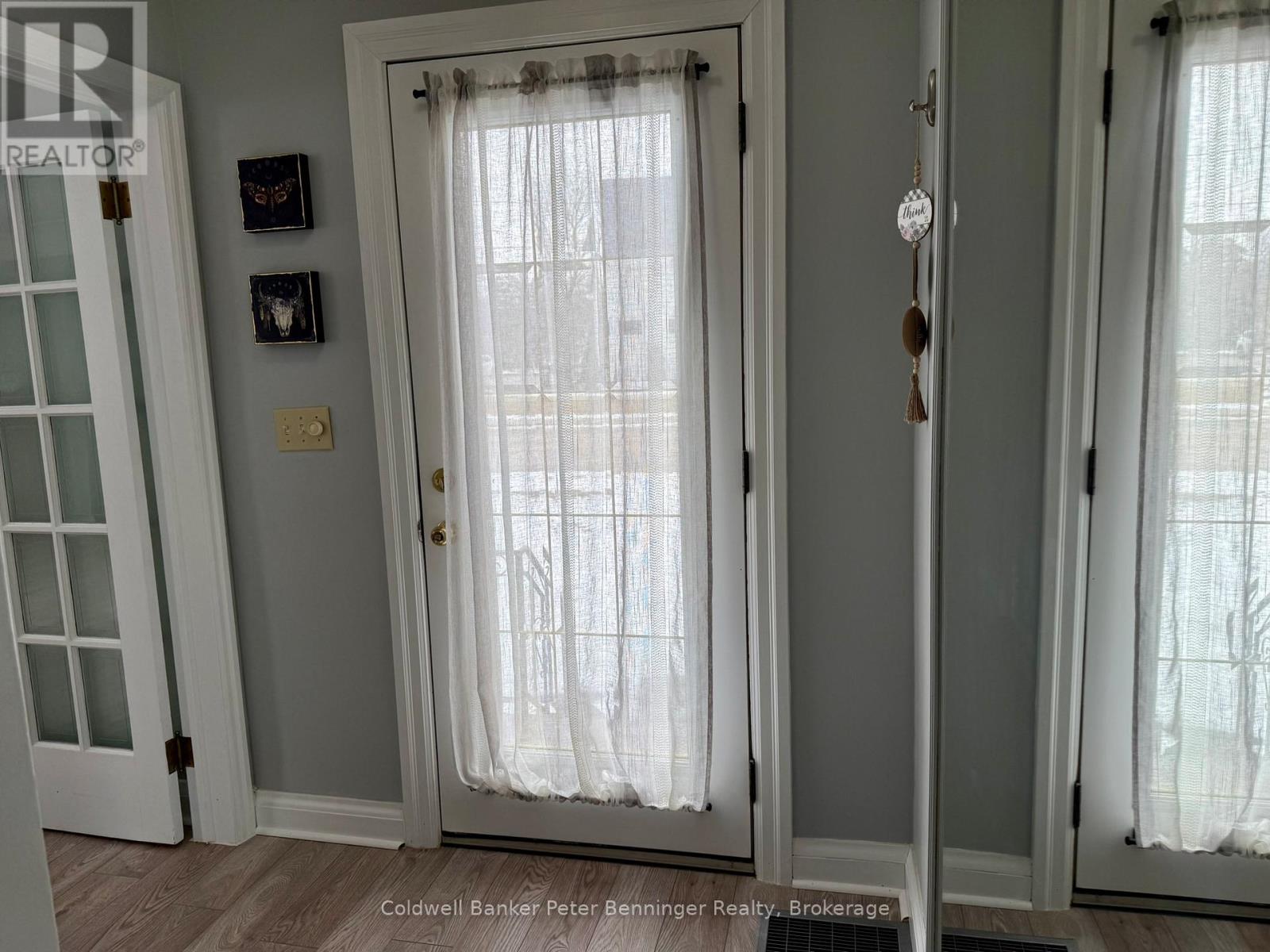 501 Napier Street, Brockton, Ontario  N0G 2V0 - Photo 6 - X12904400