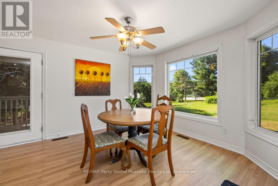 149 William Street, Parry Sound, Ontario  P2A 1W3 - Photo 12 - X12904818