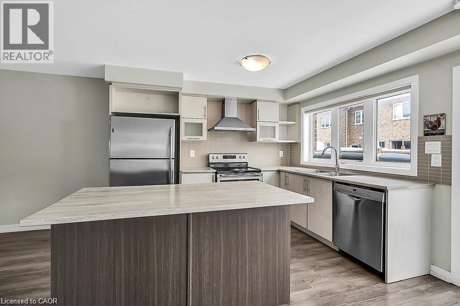 457 Queen Mary Drive, Brampton, Ontario  L7A 4L2 - Photo 14 - 40813897