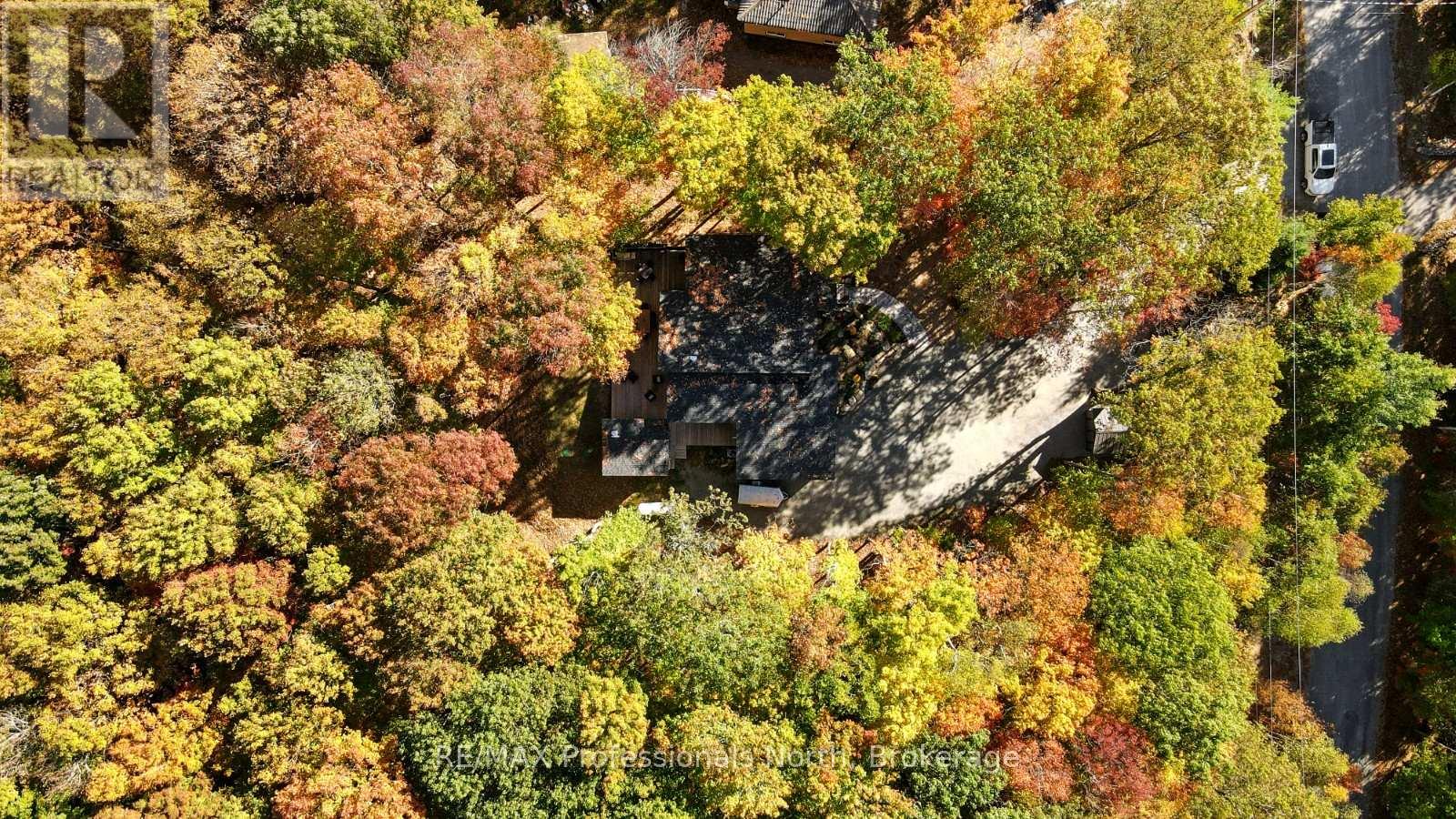 235 Sunnyside Street, Dysart Et Al, Ontario  K0M 1S0 - Photo 40 - X12904840