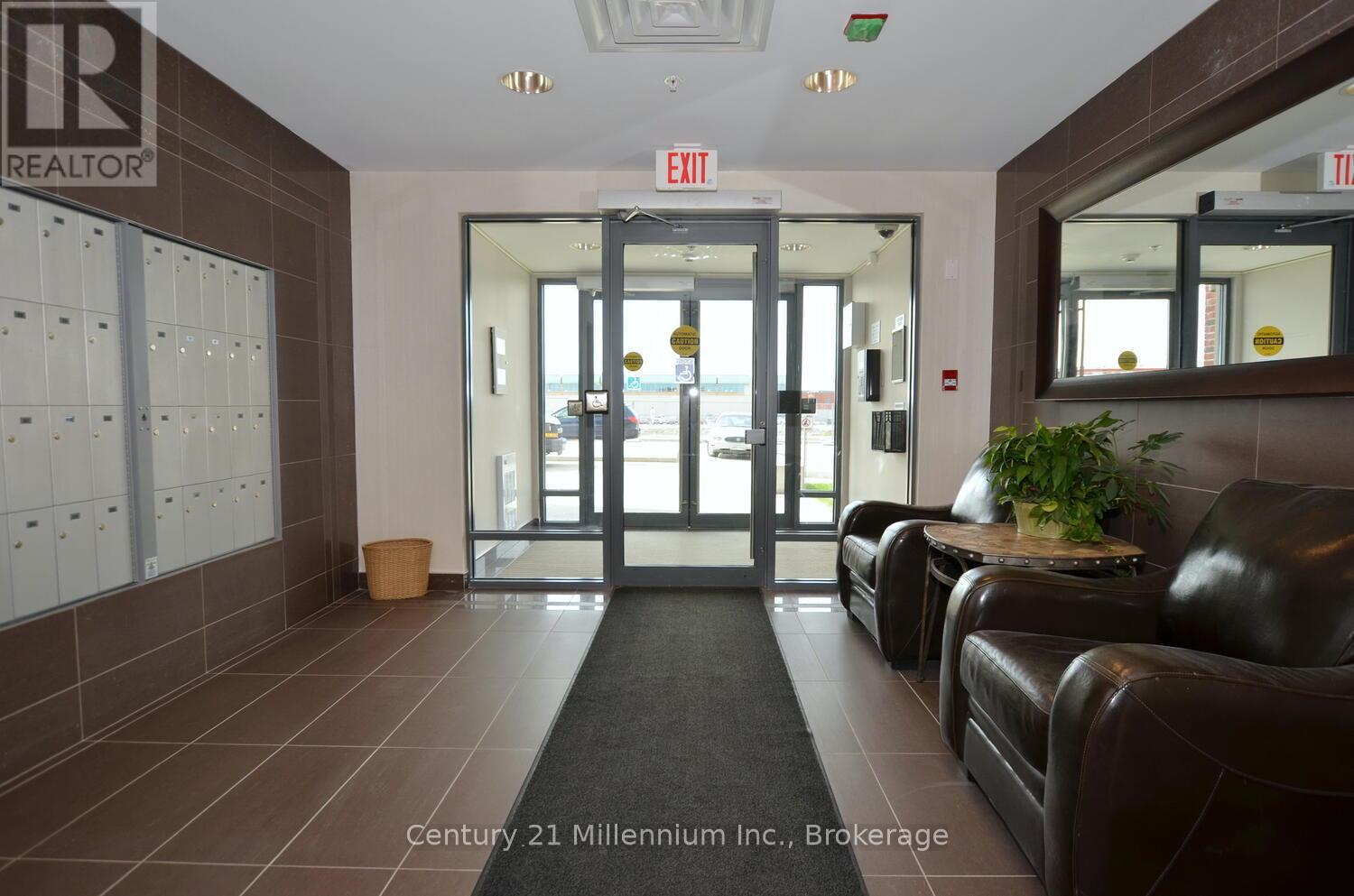 208 - 1 Shipyard Lane, Collingwood, Ontario  L9Y 0W2 - Photo 38 - S12905134