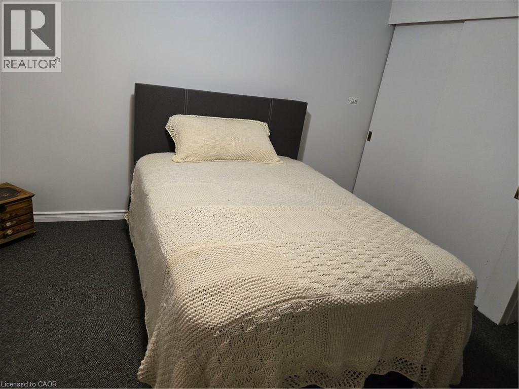 27 Hepburn Avenue, St. Thomas, Ontario  N5R 4J4 - Photo 29 - 40813578
