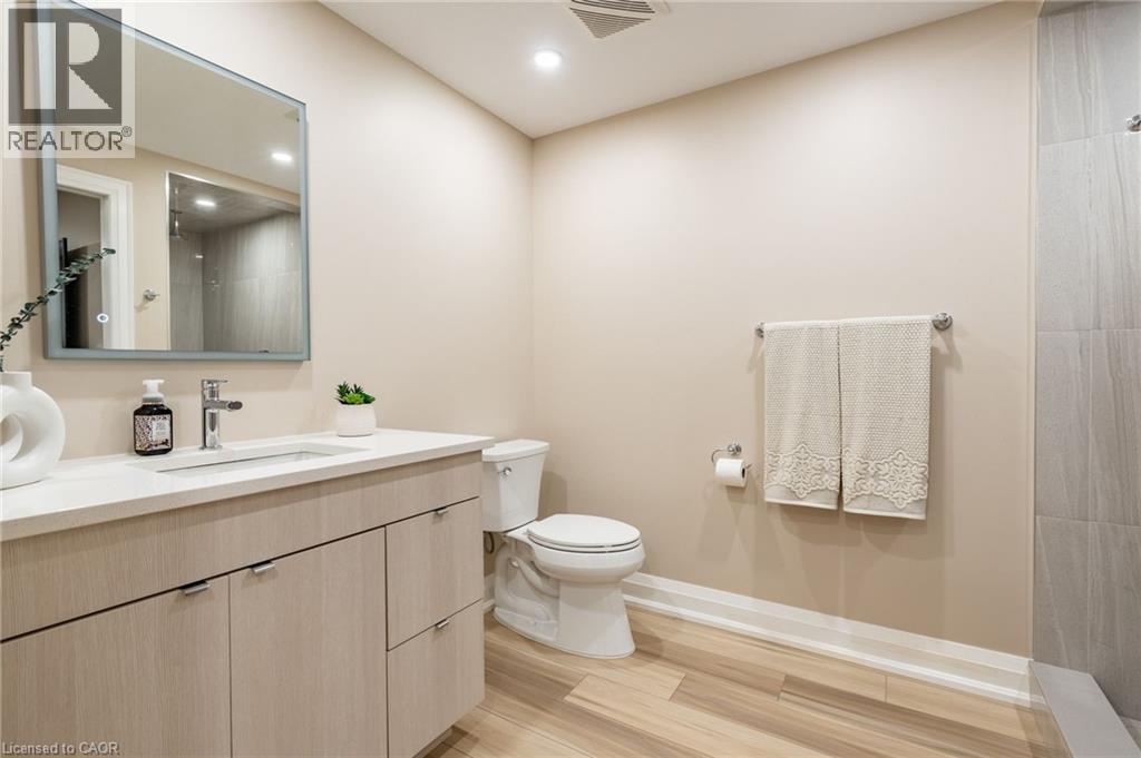 8881 Joseph Court, Niagara Falls, Ontario  L2H 3P1 - Photo 40 - 40812357