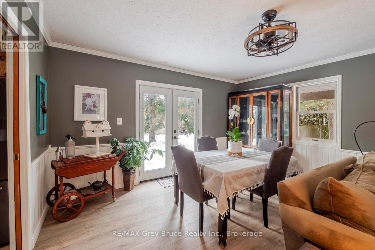 6 Kirkland Place, South Bruce Peninsula, Ontario  N0H 2G0 - Photo 11 - X12909674