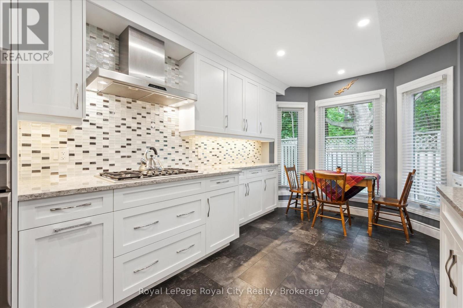 21 Marilyn Drive, Guelph, Ontario  N1H 1G9 - Photo 18 - X12911172