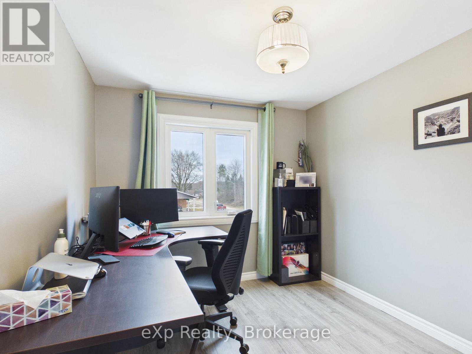 1 Centennial Drive, Brockton, Ontario  N0G 2V0 - Photo 19 - X12911280
