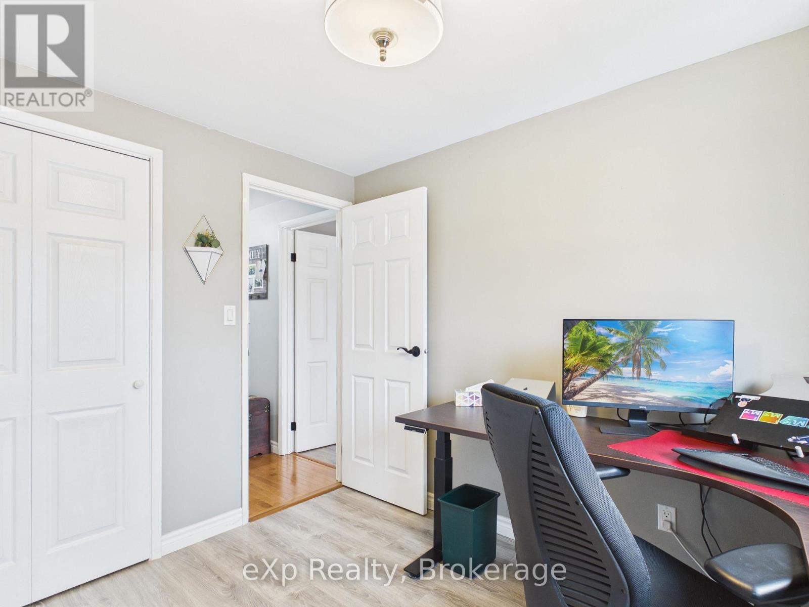 1 Centennial Drive, Brockton, Ontario  N0G 2V0 - Photo 20 - X12911280