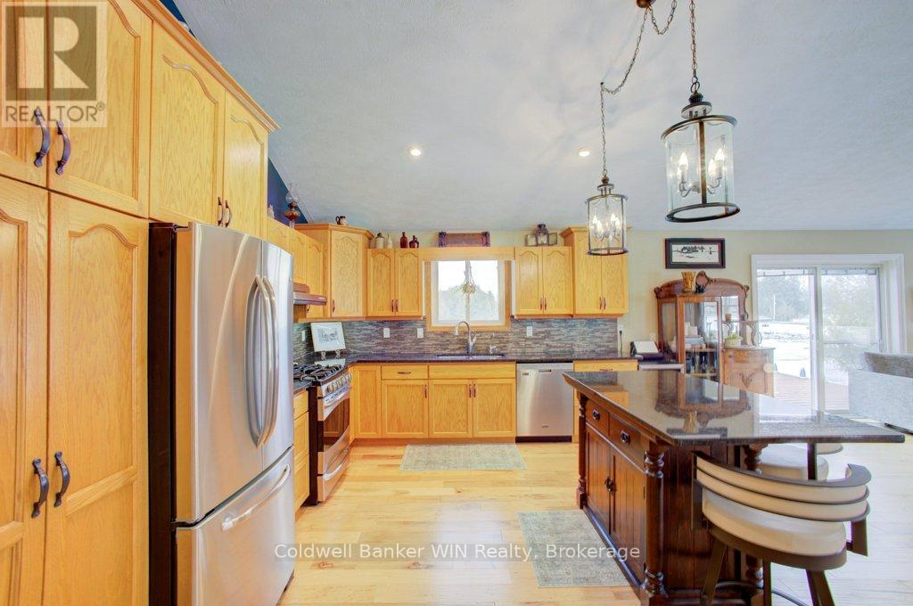 314539 6 Highway, West Grey, Ontario  N0G 1R0 - Photo 14 - X12911712