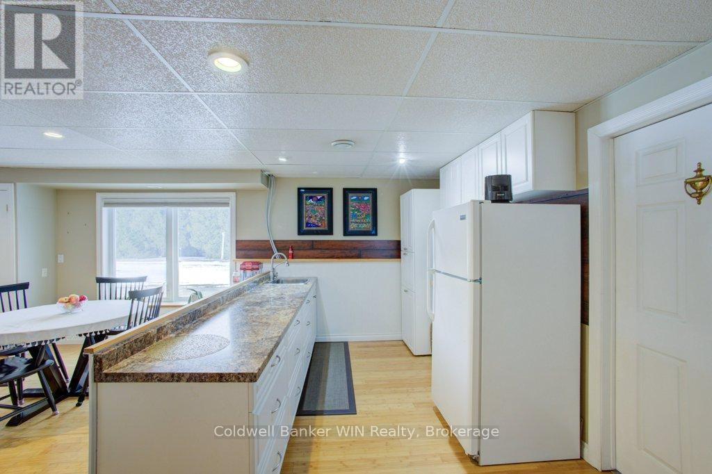 314539 6 Highway, West Grey, Ontario  N0G 1R0 - Photo 27 - X12911712