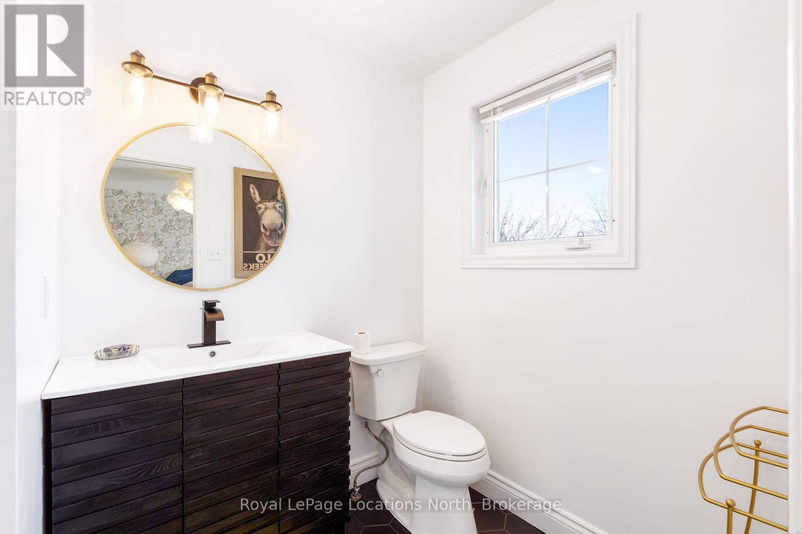 58 Lamont Creek Drive, Wasaga Beach, Ontario  L9Z 1J9 - Photo 22 - S12912914