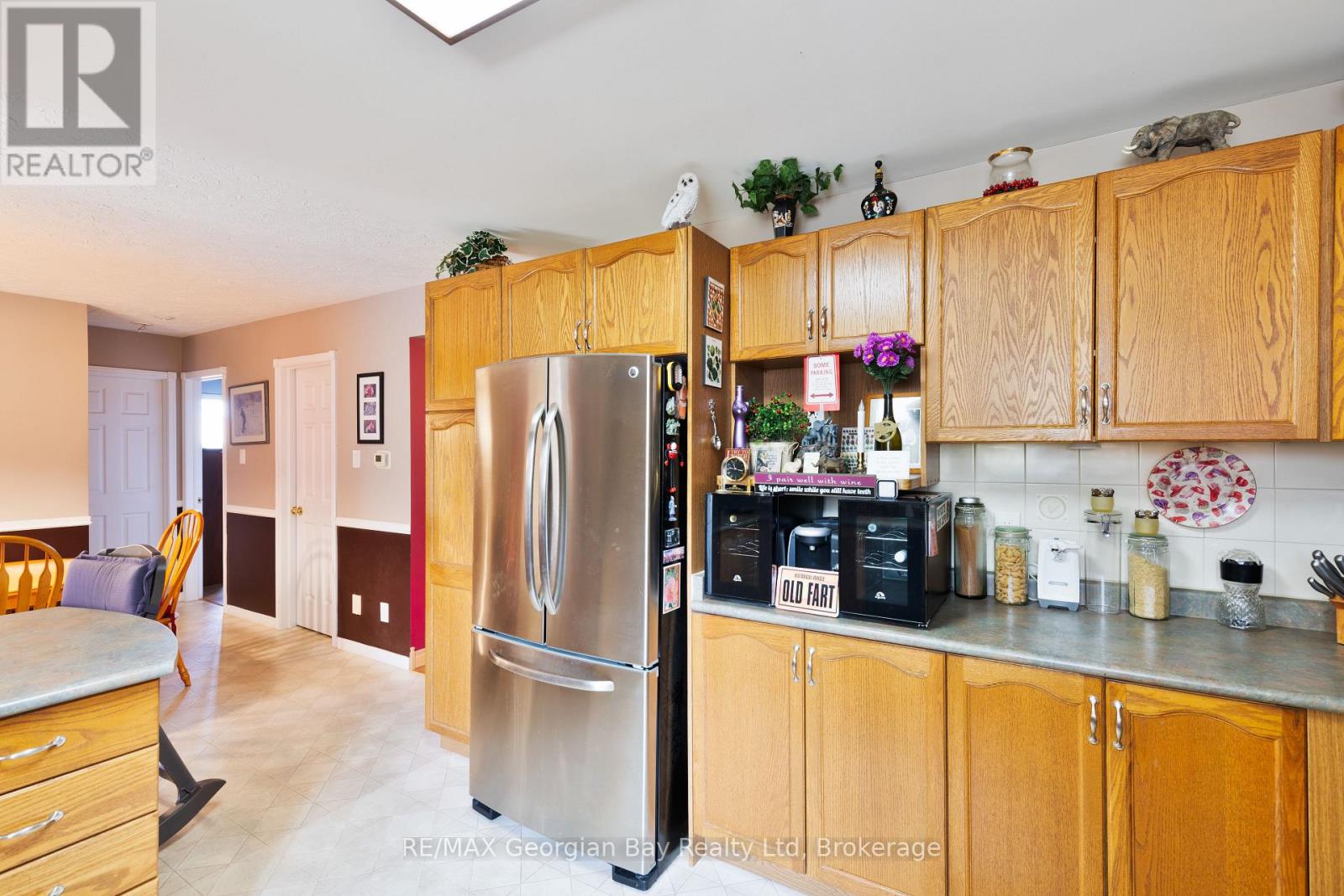33 Anderson Crescent, Tay, Ontario  L0K 2A0 - Photo 11 - S12913092