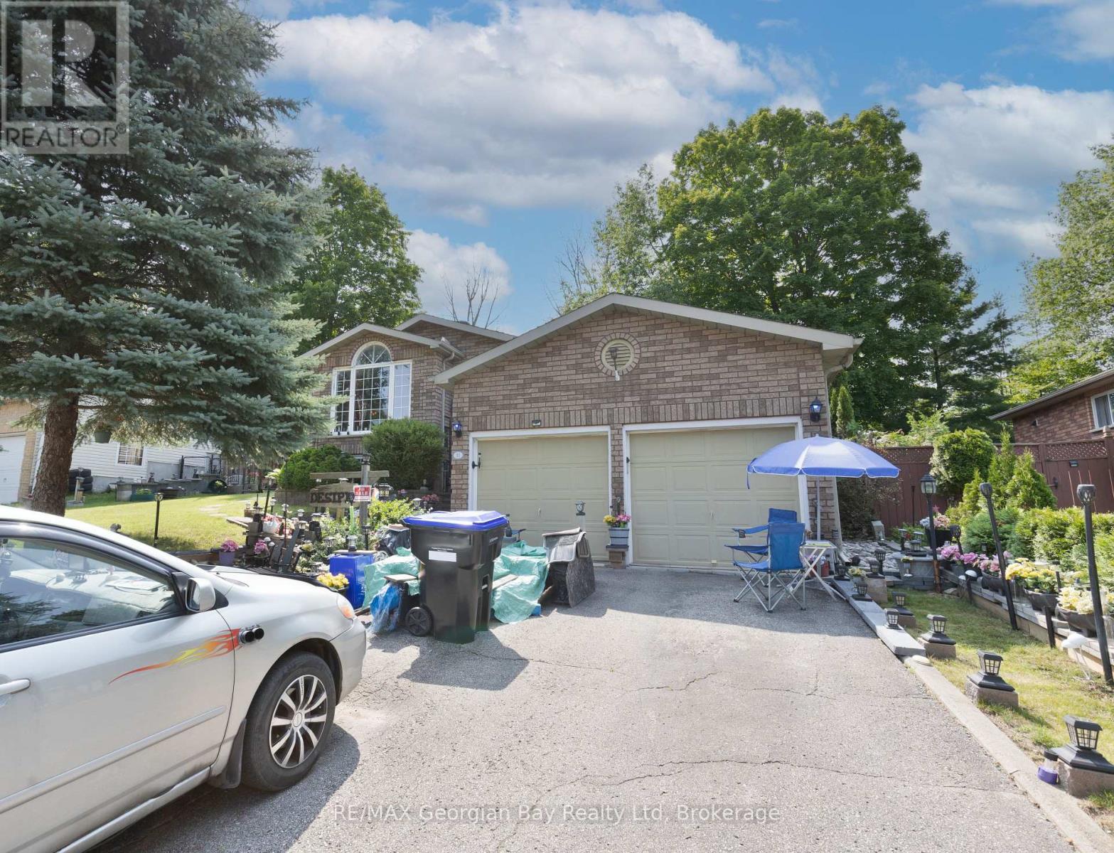 33 Anderson Crescent, Tay, Ontario  L0K 2A0 - Photo 2 - S12913092