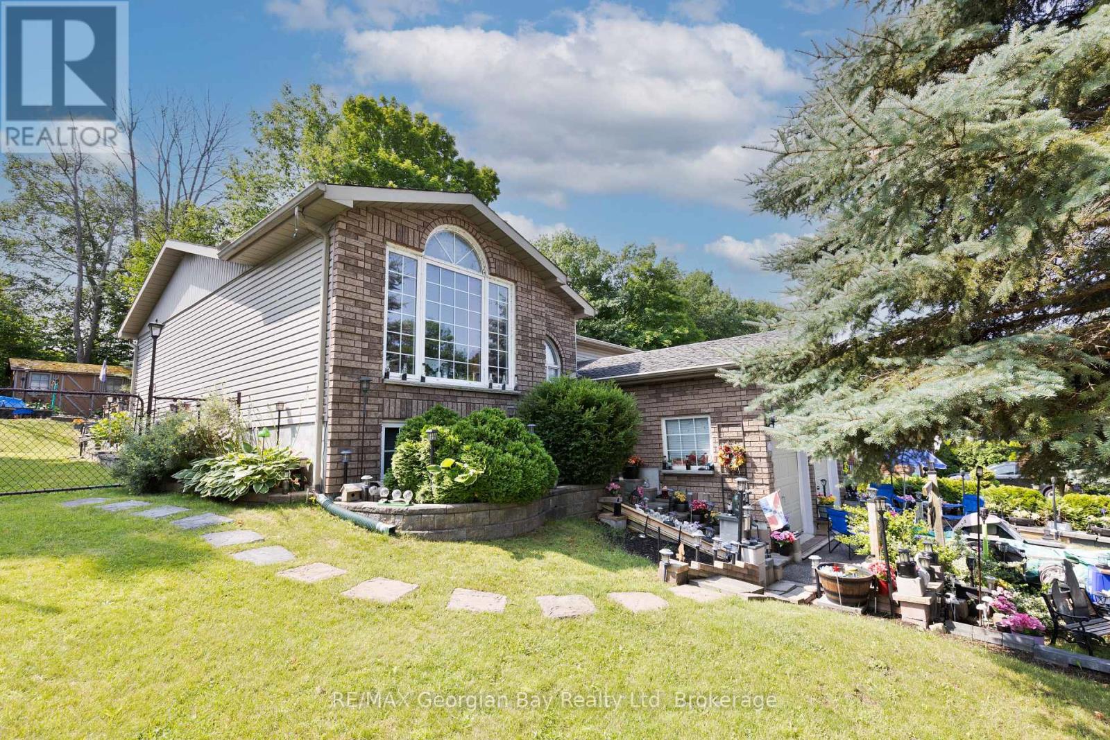 33 Anderson Crescent, Tay, Ontario  L0K 2A0 - Photo 32 - S12913092