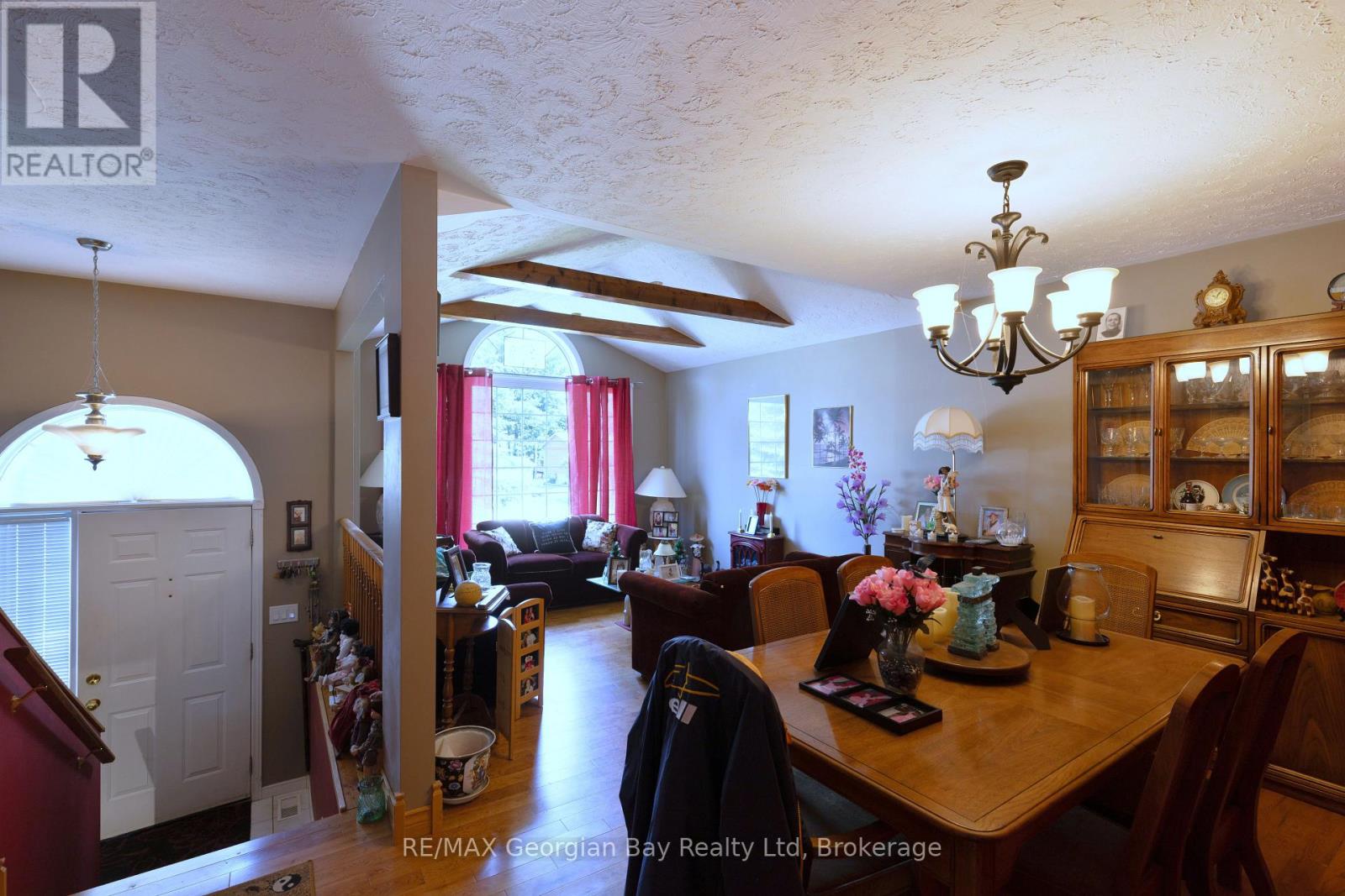 33 Anderson Crescent, Tay, Ontario  L0K 2A0 - Photo 4 - S12913092