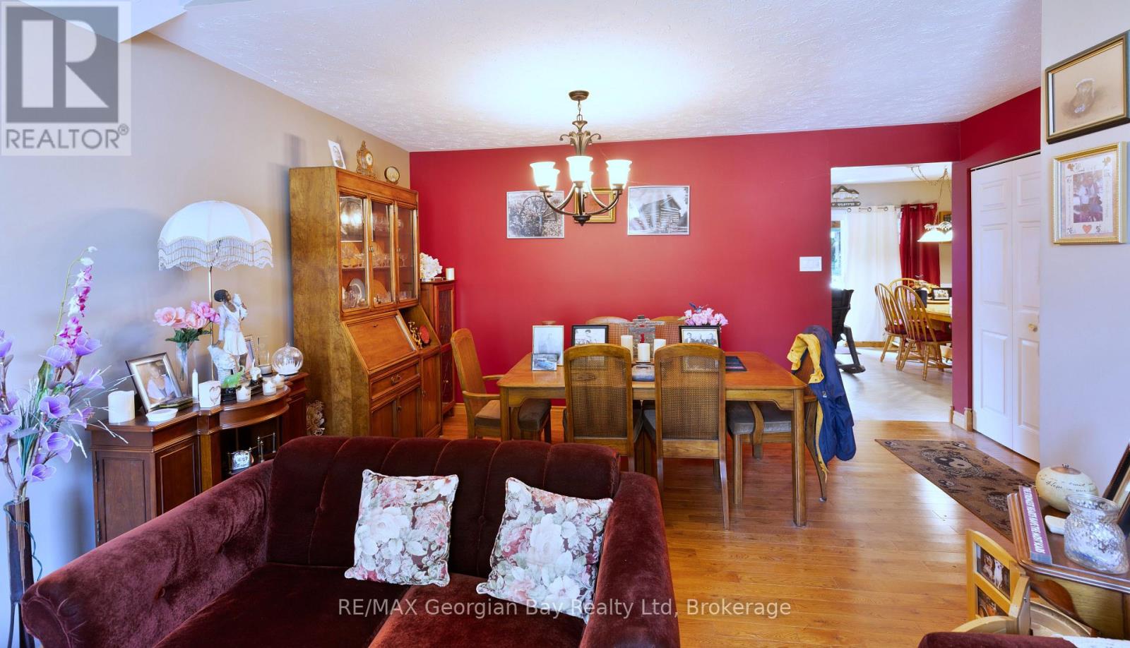 33 Anderson Crescent, Tay, Ontario  L0K 2A0 - Photo 7 - S12913092