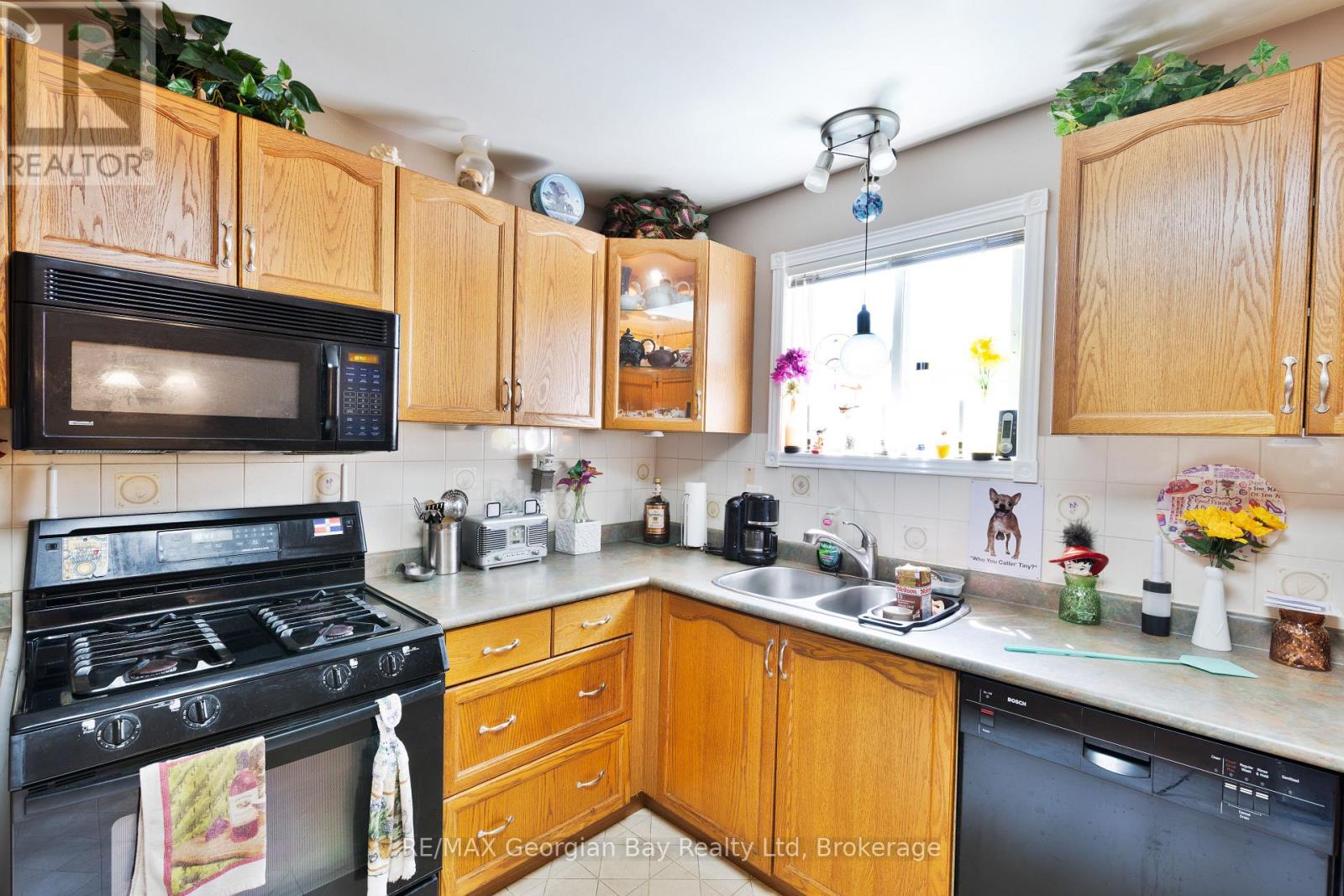 33 Anderson Crescent, Tay, Ontario  L0K 2A0 - Photo 9 - S12913092