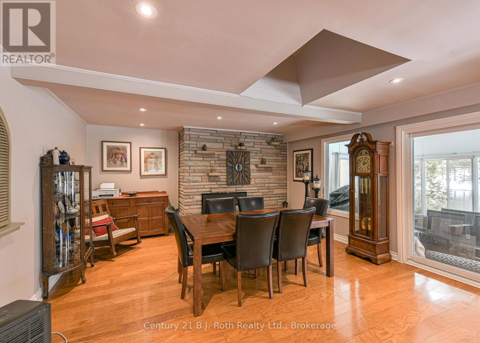 3609 Riverdale Drive, Severn, Ontario  L0K 2B0 - Photo 31 - S12913396