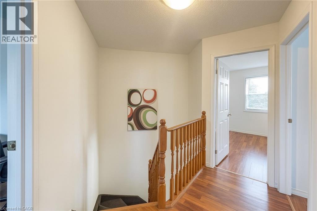 988 Prosperity Court, London, Ontario  N5V 5C7 - Photo 9 - 40814471