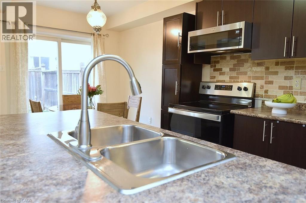 9 Lynch Crescent, Binbrook, Ontario  L0R 1C0 - Photo 14 - 40814249