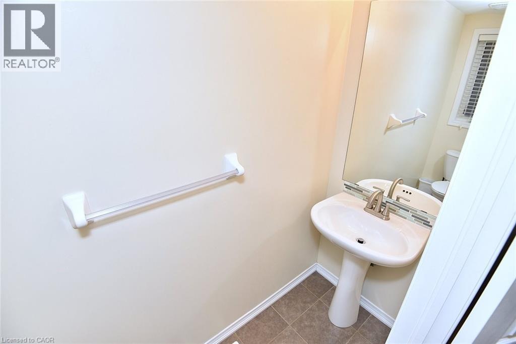 9 Lynch Crescent, Binbrook, Ontario  L0R 1C0 - Photo 19 - 40814249