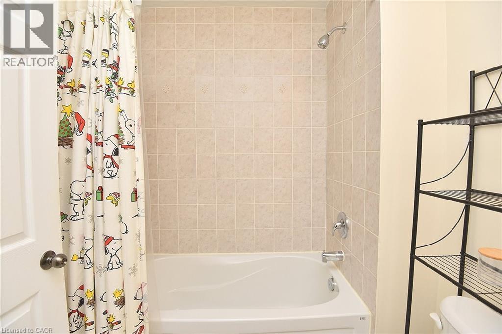 9 Lynch Crescent, Binbrook, Ontario  L0R 1C0 - Photo 29 - 40814249
