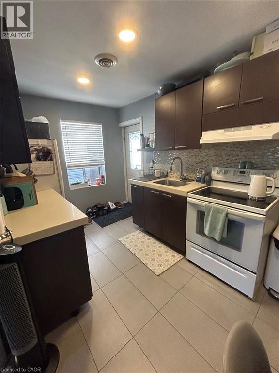 8 St. Matthews Avenue, Hamilton, Ontario  L8L 5P3 - Photo 4 - 40809652