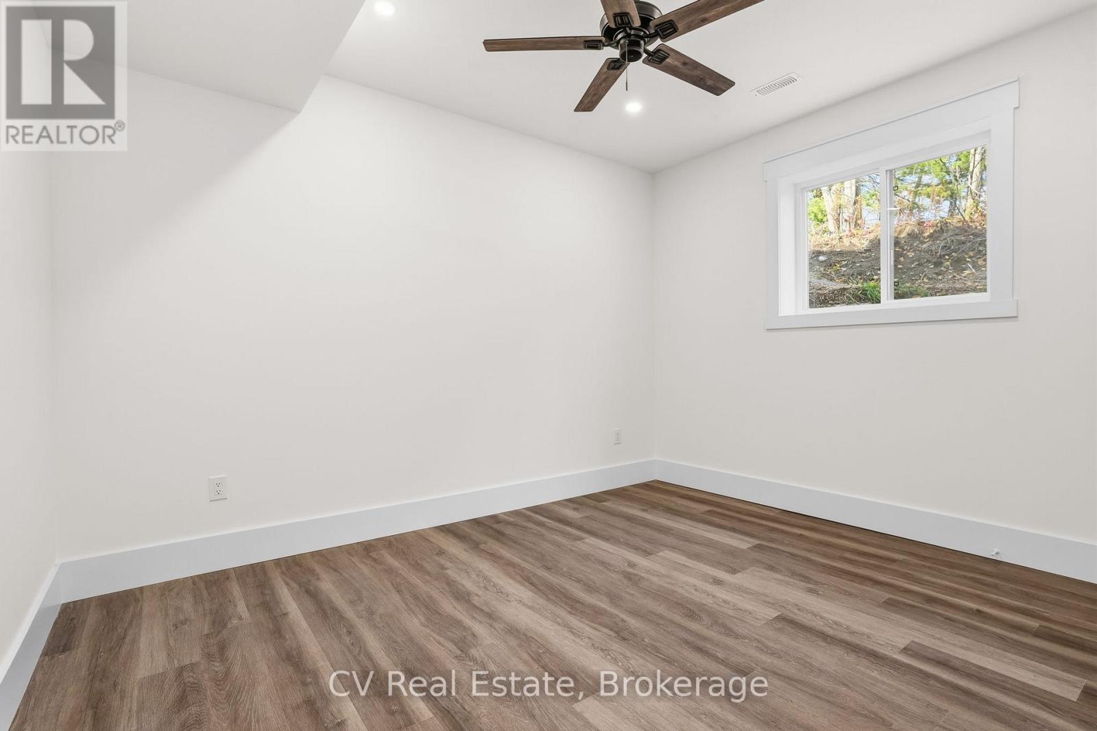 1111 Lakeshore Drive, Gravenhurst, Ontario  P1P 1R2 - Photo 24 - X12914146