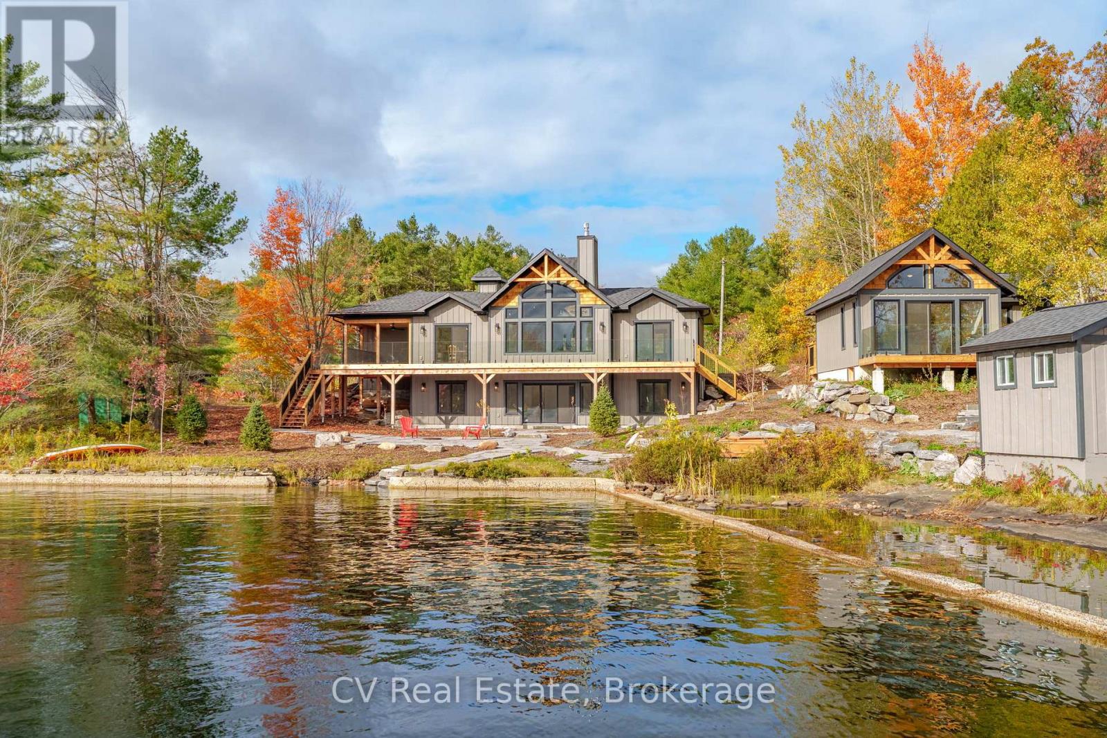 1111 Lakeshore Drive, Gravenhurst, Ontario  P1P 1R2 - Photo 3 - X12914146