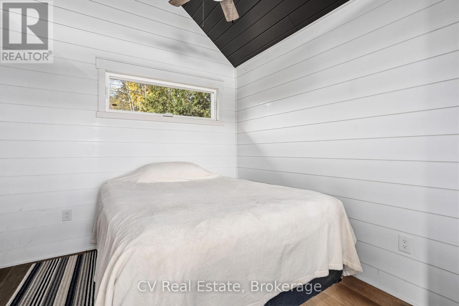 1111 Lakeshore Drive, Gravenhurst, Ontario  P1P 1R2 - Photo 32 - X12914146