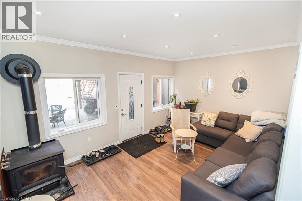 443 Eleventh Road E, Stoney Creek, Ontario  L8J 3N4 - Photo 17 - 40814618
