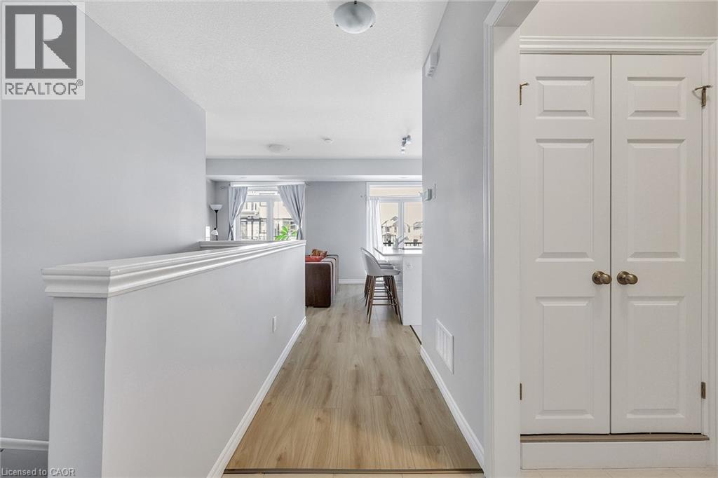 106 Lomond Lane, Kitchener, Ontario  N2R 0T6 - Photo 3 - 40814581