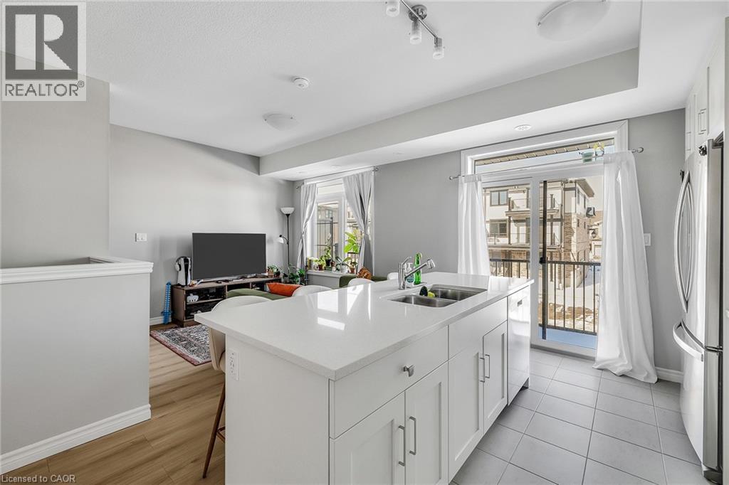 106 Lomond Lane, Kitchener, Ontario  N2R 0T6 - Photo 7 - 40814581