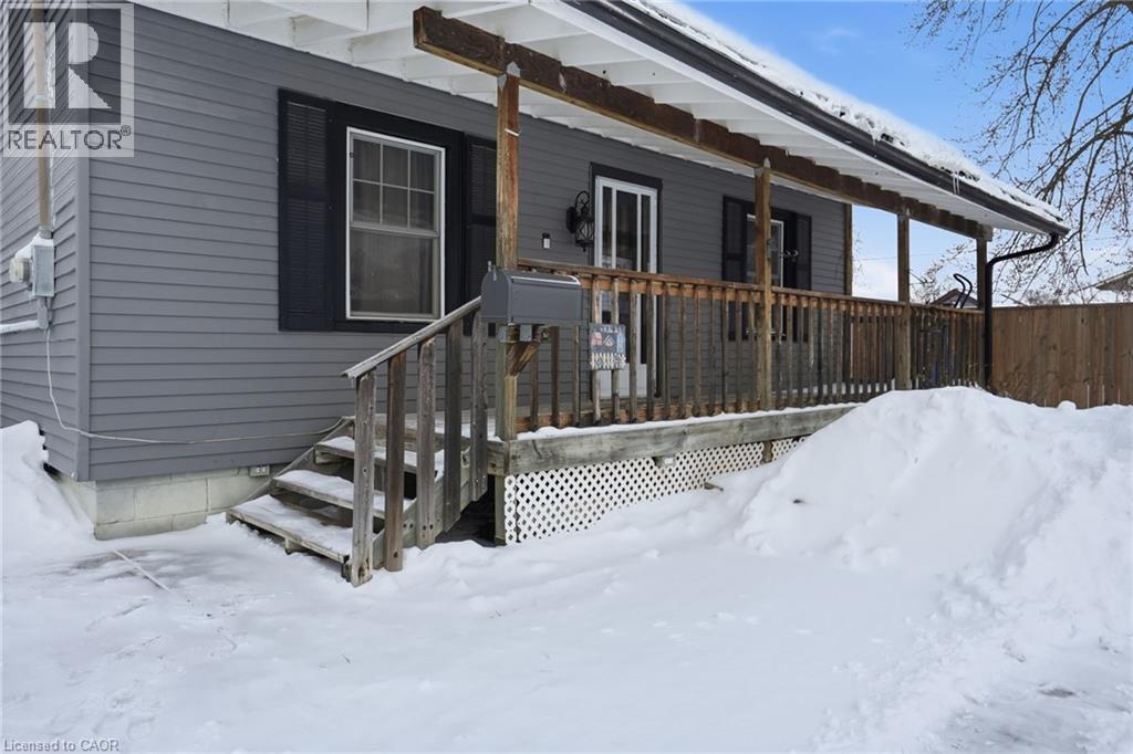 4 Hilda Street, St. Catharines, Ontario  L2S 1Z8 - Photo 3 - 40814663