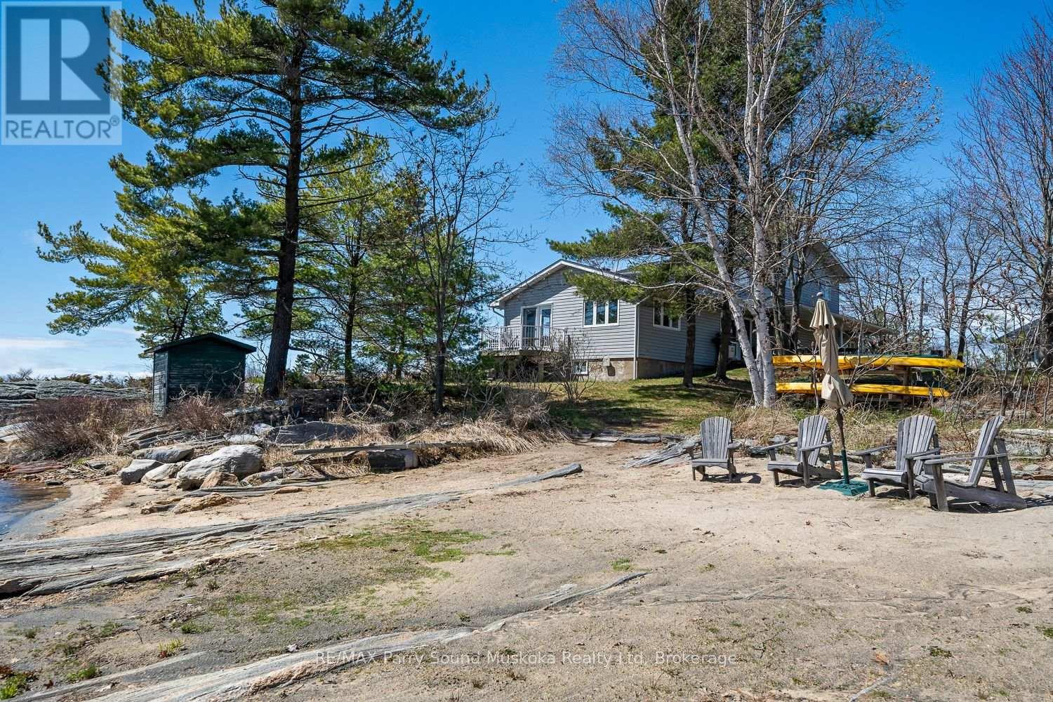 13 Janet Lane, Carling, Ontario  P0G 1G0 - Photo 12 - X12916404