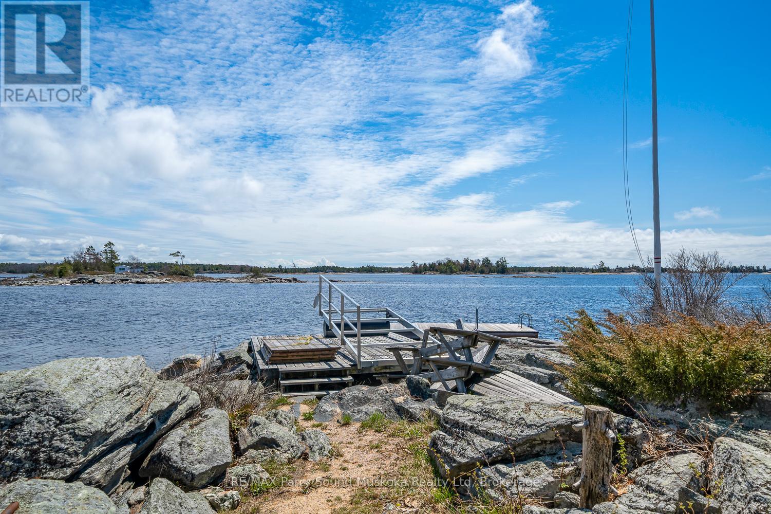 13 Janet Lane, Carling, Ontario  P0G 1G0 - Photo 14 - X12916404