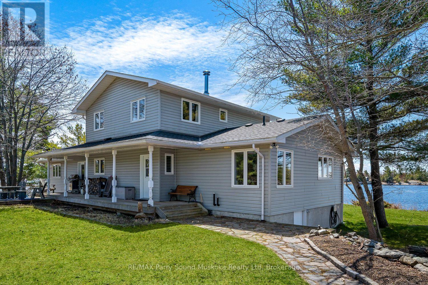 13 Janet Lane, Carling, Ontario  P0G 1G0 - Photo 3 - X12916404