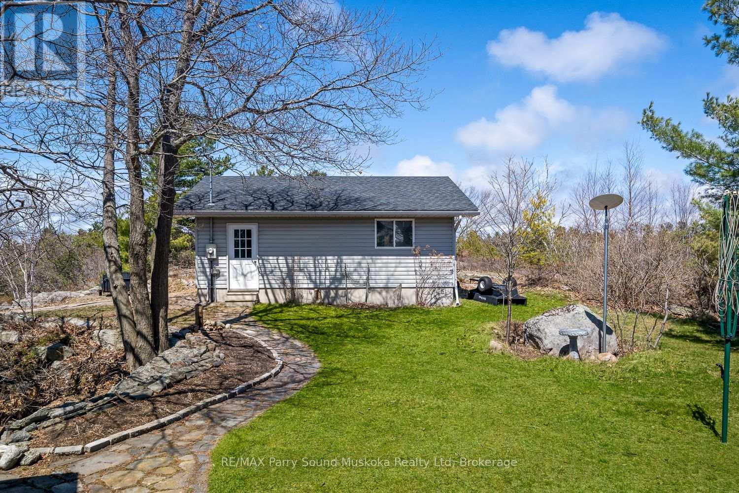 13 Janet Lane, Carling, Ontario  P0G 1G0 - Photo 46 - X12916404