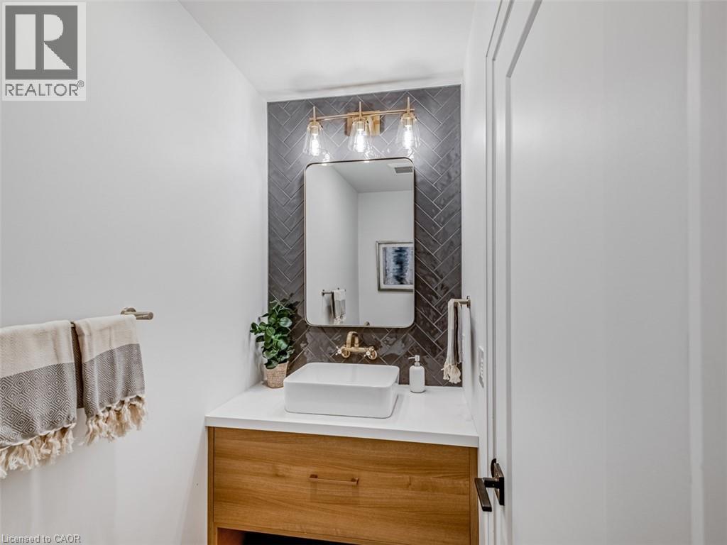 5502 Eaton Avenue, Burlington, Ontario  L7L 3S8 - Photo 18 - 40814731