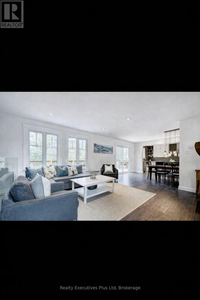 24 Birch Grove Drive, Oro-Medonte, Ontario  L4M 4Y8 - Photo 21 - S12916908