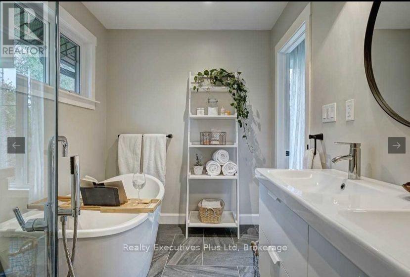 24 Birch Grove Drive, Oro-Medonte, Ontario  L4M 4Y8 - Photo 25 - S12916908