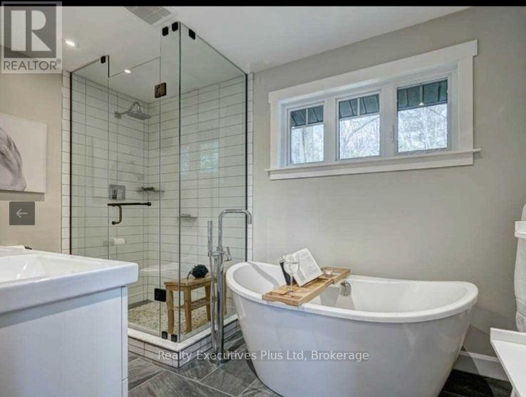 24 Birch Grove Drive, Oro-Medonte, Ontario  L4M 4Y8 - Photo 27 - S12916908