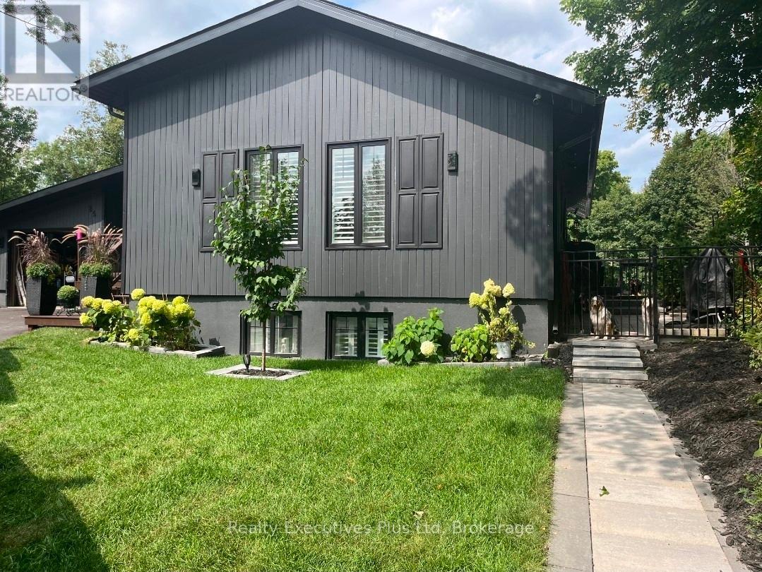 24 Birch Grove Drive, Oro-Medonte, Ontario  L4M 4Y8 - Photo 4 - S12916908