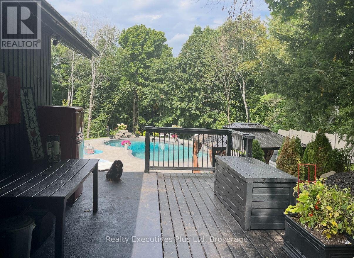 24 Birch Grove Drive, Oro-Medonte, Ontario  L4M 4Y8 - Photo 7 - S12916908