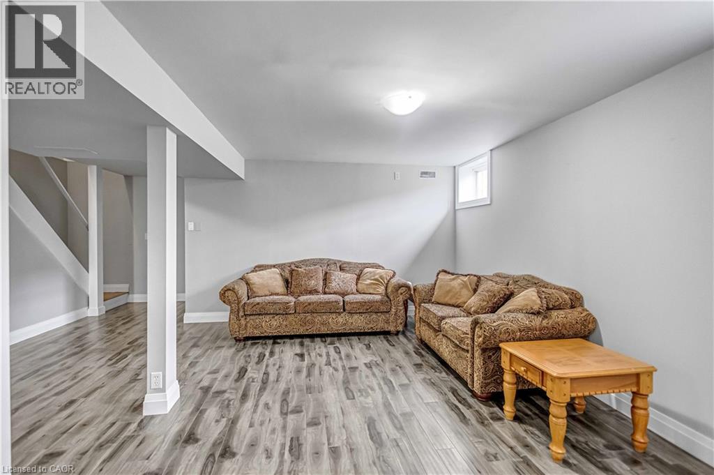 8 Brantdale Avenue, Hamilton, Ontario  L9C 1B7 - Photo 18 - 40813464
