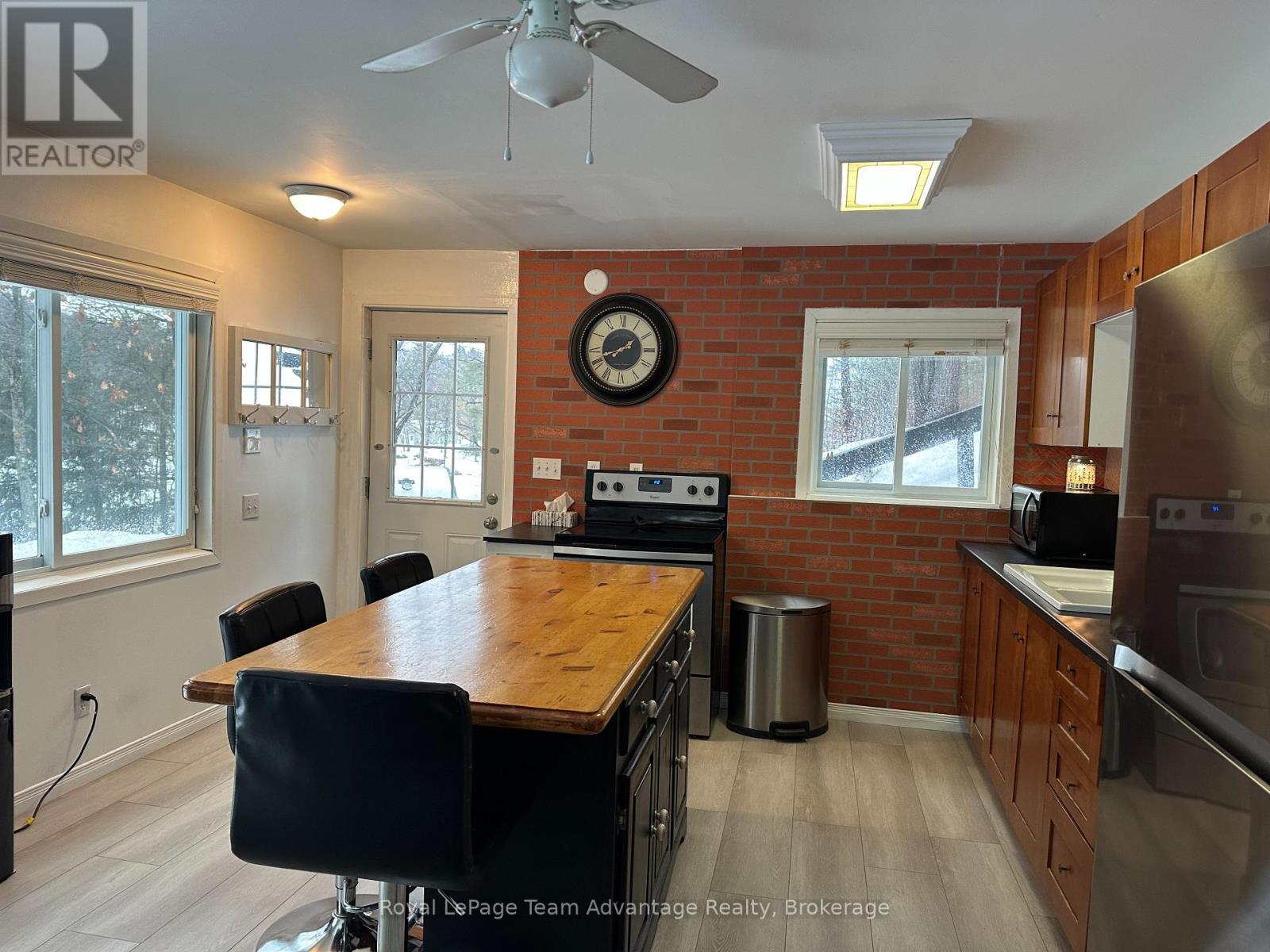 19 Allan Crescent, Seguin, Ontario  P2A 2W8 - Photo 29 - X12919470