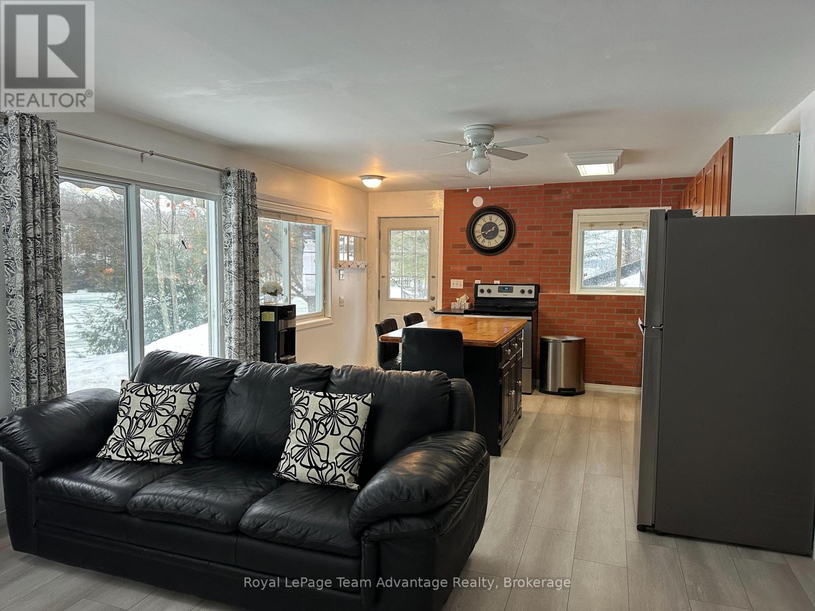 19 Allan Crescent, Seguin, Ontario  P2A 2W8 - Photo 30 - X12919470