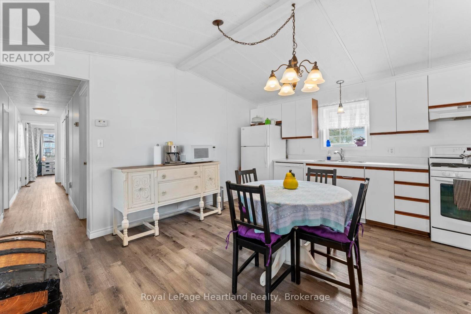 12 Iroquois Lane, Ashfield-Colborne-Wawanosh, Ontario  N7A 3Y2 - Photo 10 - X12919614