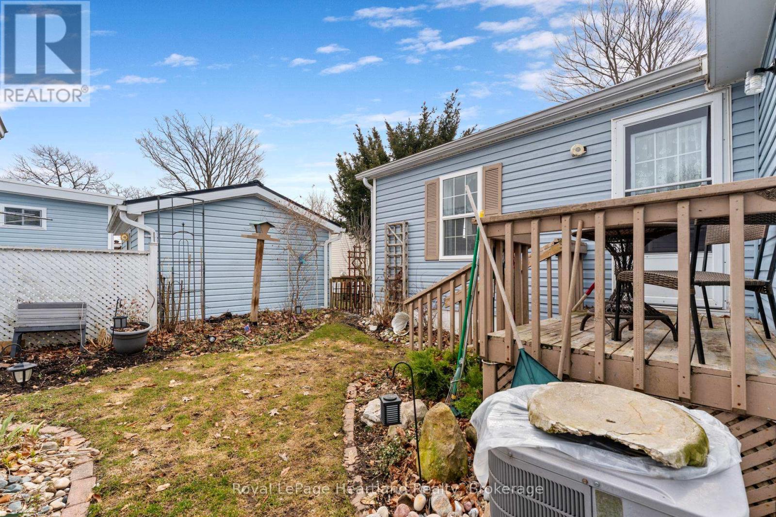 12 Iroquois Lane, Ashfield-Colborne-Wawanosh, Ontario  N7A 3Y2 - Photo 29 - X12919614